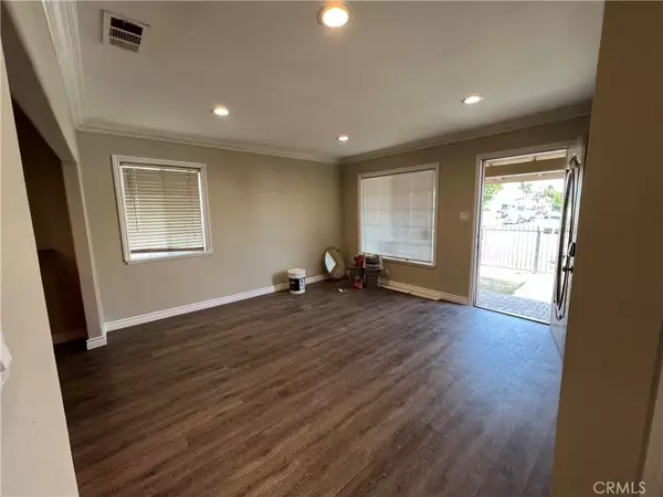 Hawthorne, CA 90250,3828 W 134th Street