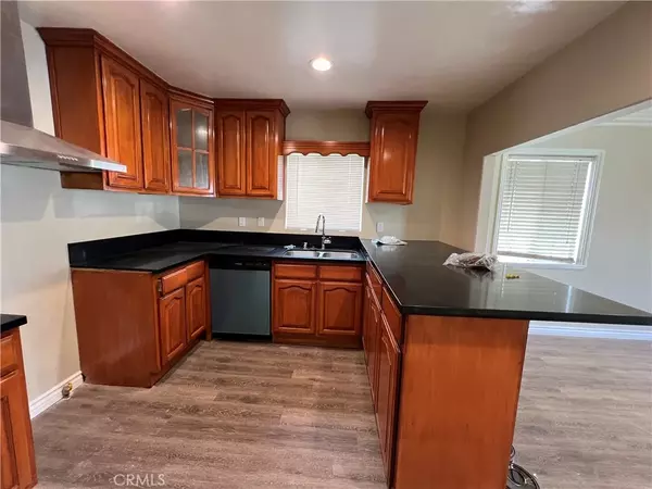 Hawthorne, CA 90250,3828 W 134th Street