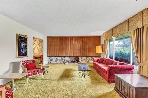 Brea, CA 92823,3750 Mauna Loa Street