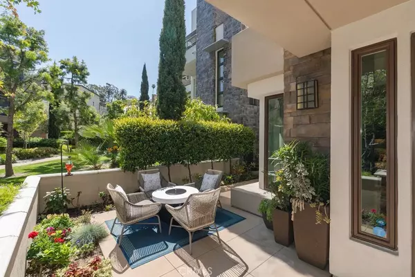 Playa Vista, CA 90094,5834 Seahorse Court