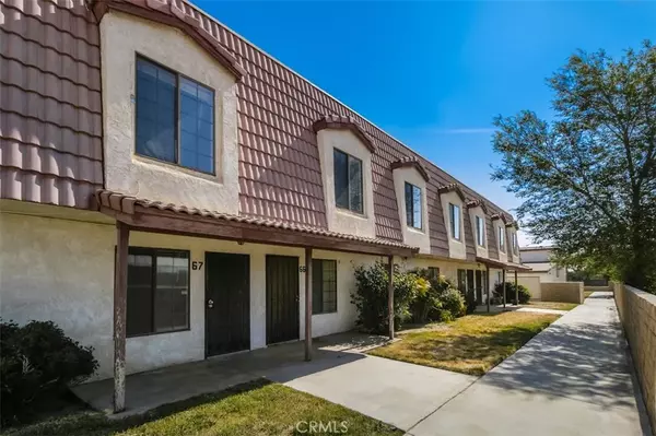 2260 E Avenue Q4 #66, Palmdale, CA 93550
