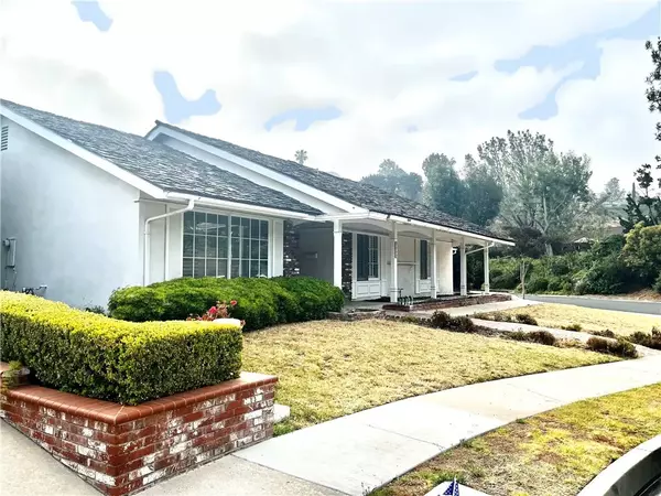 5237 E Shady Glen Lane, Anaheim Hills, CA 92807