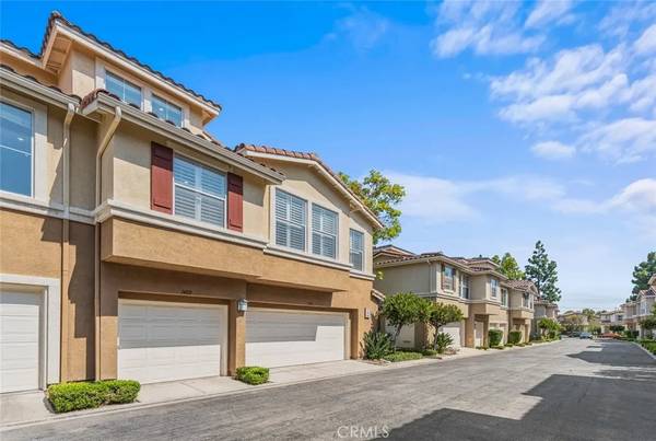 Irvine, CA 92618,1401 Elk Grove