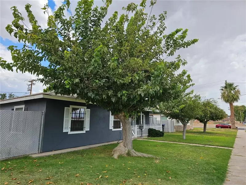 310 N Lovekin Boulevard, Blythe, CA 92225