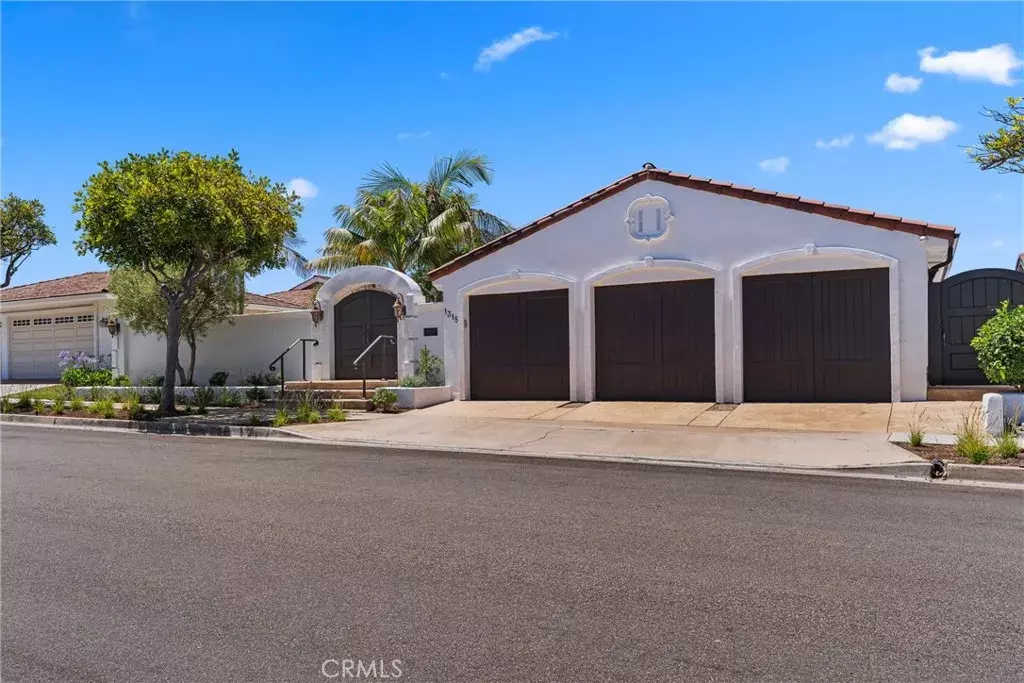 Corona Del Mar, CA 92625,1315 Seacrest Drive