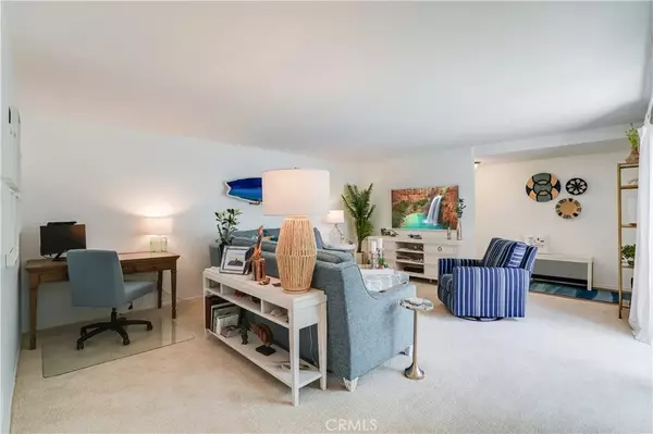 Huntington Beach, CA 92646,8633 Portola Court #15E