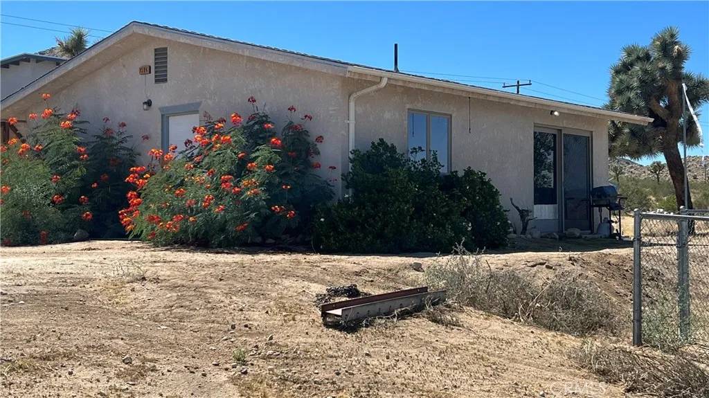 7586 Olympic Road, Joshua Tree, CA 92252