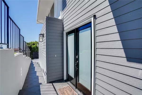 Laguna Beach, CA 92651,1880 Capistrano Avenue