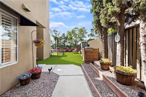 Mission Viejo, CA 92691,27812 Violet #140