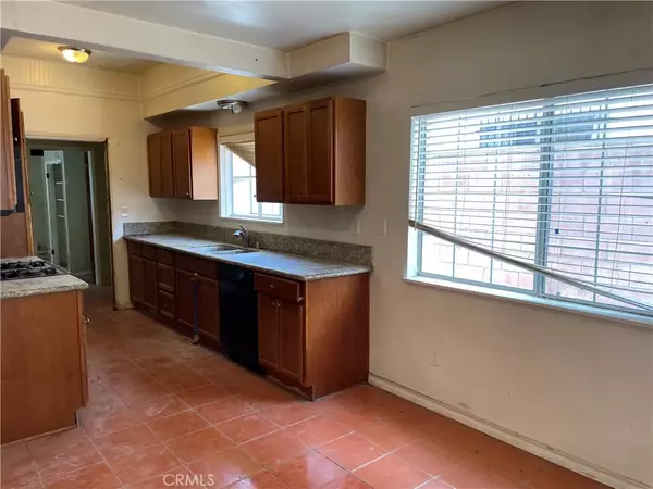 North Hills, CA 91343,16711 Septo Street