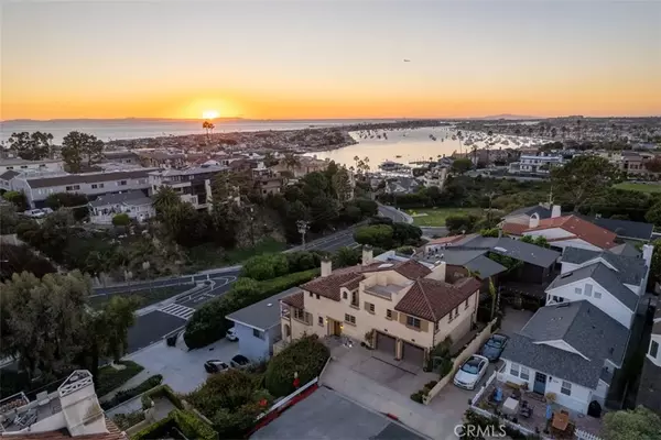 Corona Del Mar, CA 92625,405 Dahlia Avenue #A