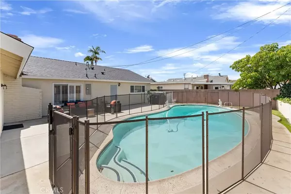 Brea, CA 92821,921 W Tracie Drive