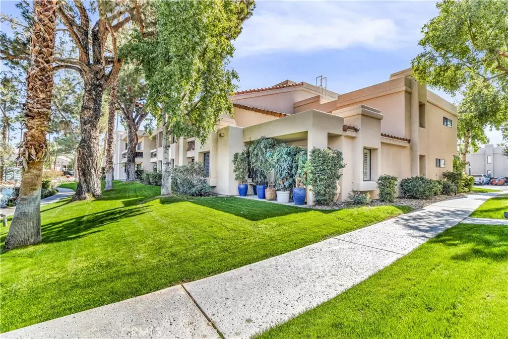 Cathedral City, CA 92234,35200 Cathedral Canyon Drive #118