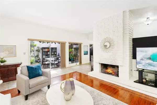 Irvine, CA 92612,38 Seton Road