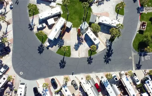 Cathedral City, CA 92234,69801 Ramon