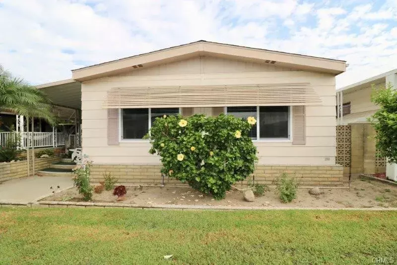 La Habra, CA 90631,2330 Lake Forest #110