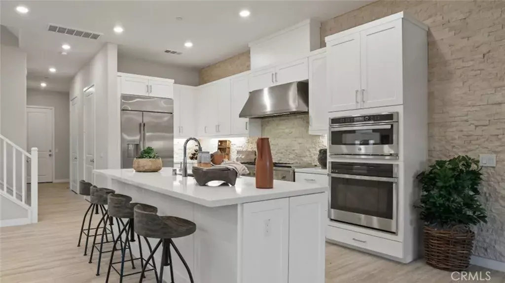 Montebello, CA 90640,158 Mullberry Place