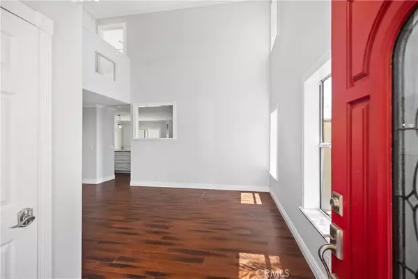 Lake Forest, CA 92610,16 Banyan