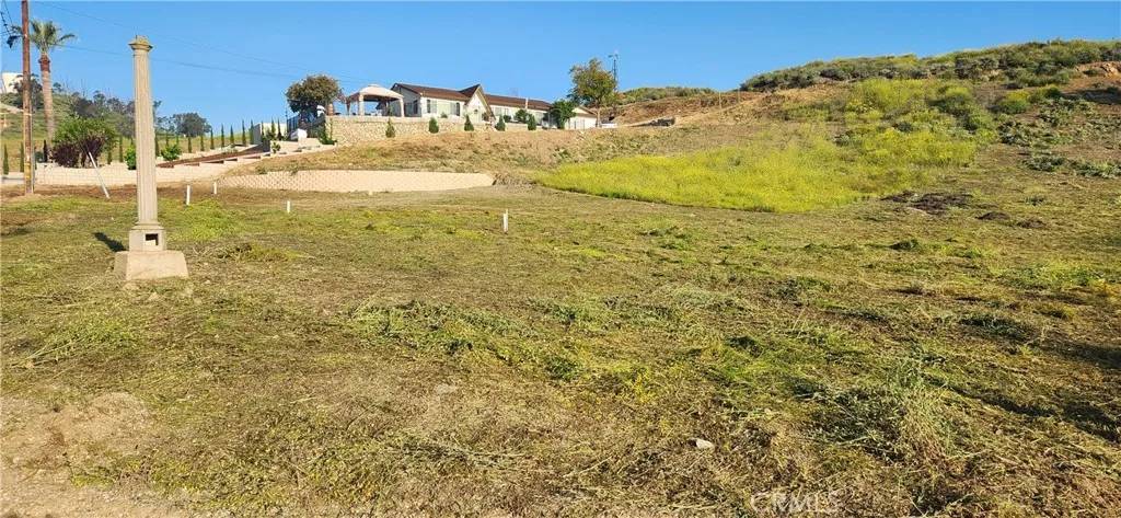 Lake Elsinore, CA 92530,44 McBurney