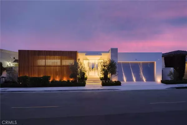 Corona Del Mar, CA 92625,1119 Dolphin