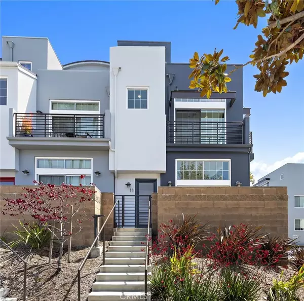 5350 Playa Vista Drive #11, Playa Vista, CA 90094