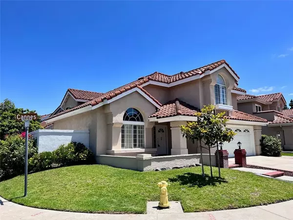 6 Cannes,  Irvine,  CA 92614