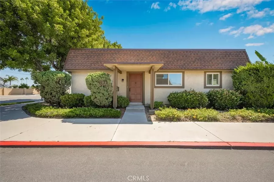 5225 Banbury, La Palma, CA 90623