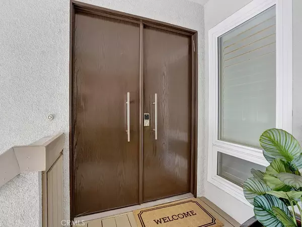 Laguna Beach, CA 92651,21777 Ocean Vista Drive #28