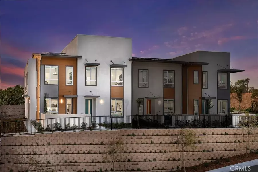 1016 Logan Lane, Vista, CA 92081