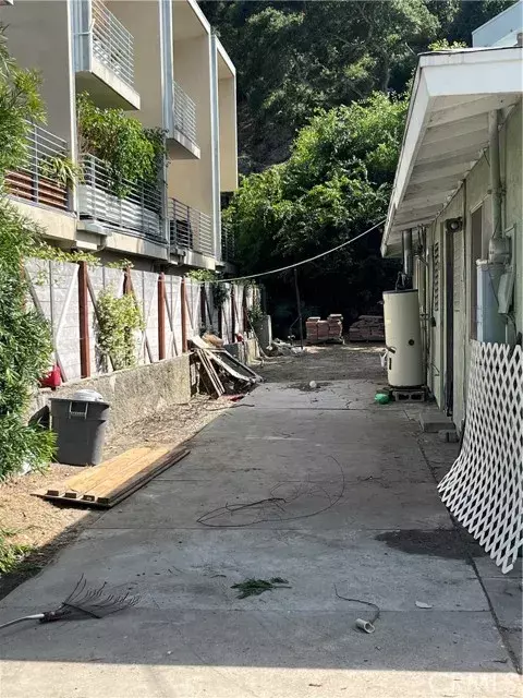 Laguna Beach, CA 92651,2735 Laguna Canyon Road