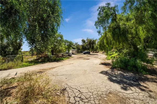 Rancho Palos Verdes, CA 90275,2 W Pomegranate Road