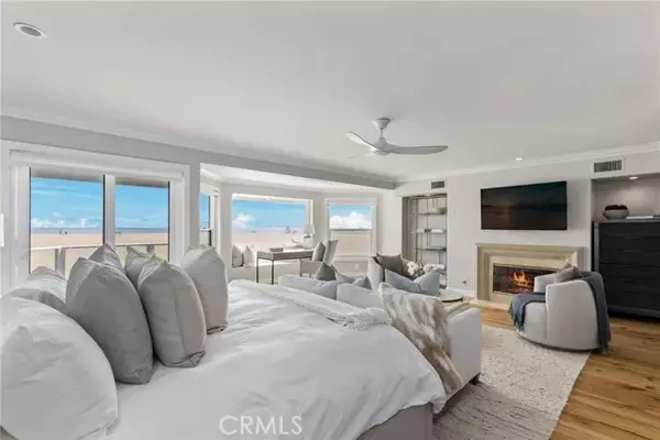 Newport Beach, CA 92661,506 W Oceanfront