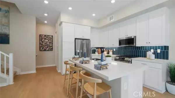 Montebello, CA 90640,1718 Hollyleaf Terrace