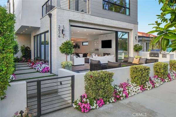 Newport Beach, CA 92661,2036 E Ocean Boulevard