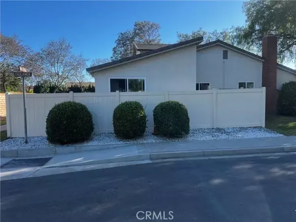 Irvine, CA 92606,3832 Faulkner Court
