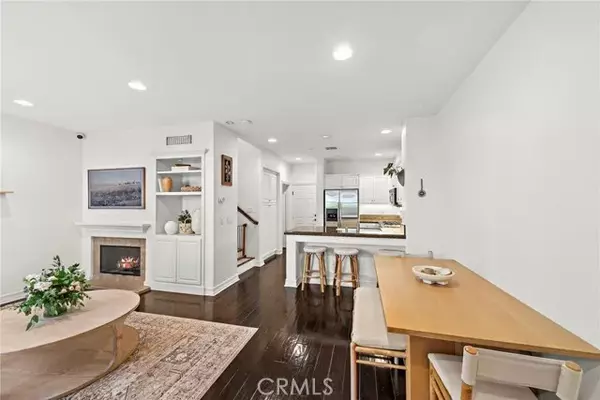 Costa Mesa, CA 92626,3358 Via Sienna