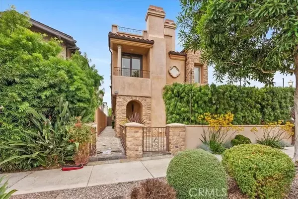 703 Carnation Avenue, Corona Del Mar, CA 92625