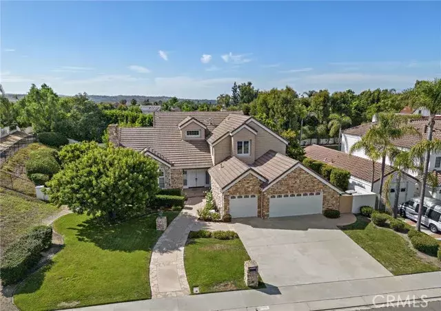 27401 Hidden Trail Road, Laguna Hills, CA 92653