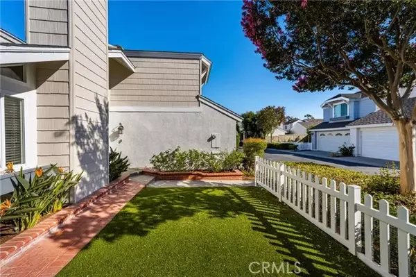 Irvine, CA 92614,22 Amberleaf #76