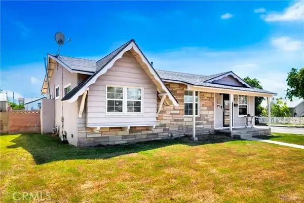 Lakewood, CA 90715,21444 Claretta Avenue