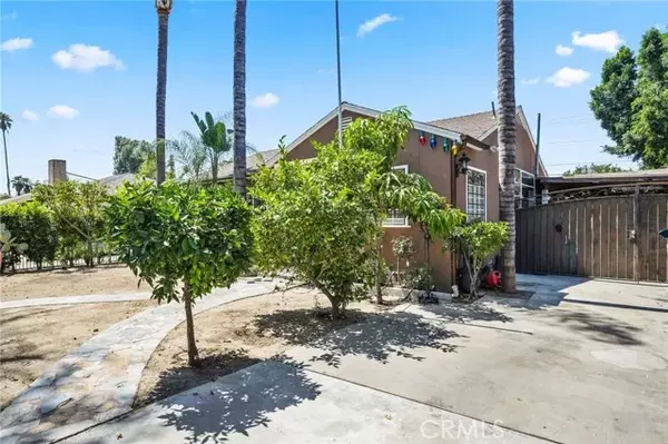 Van Nuys, CA 91406,6909 Encino Avenue