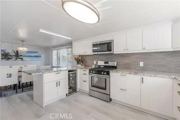 Newport Beach, CA 92660,73 Princeton