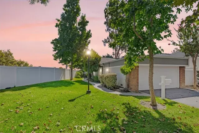 24992 Silverleaf Lane #54, Laguna Hills, CA 92653