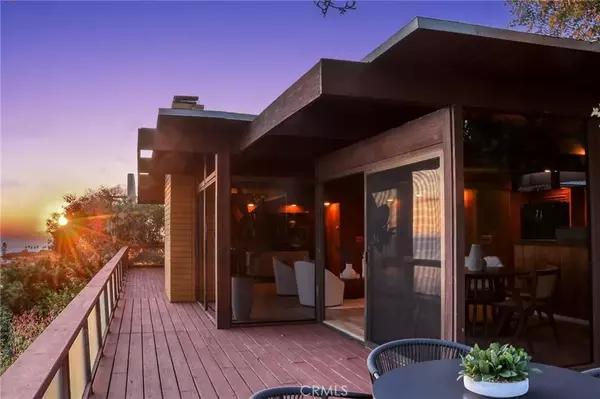 Laguna Beach, CA 92651,394 Pinecrest Drive