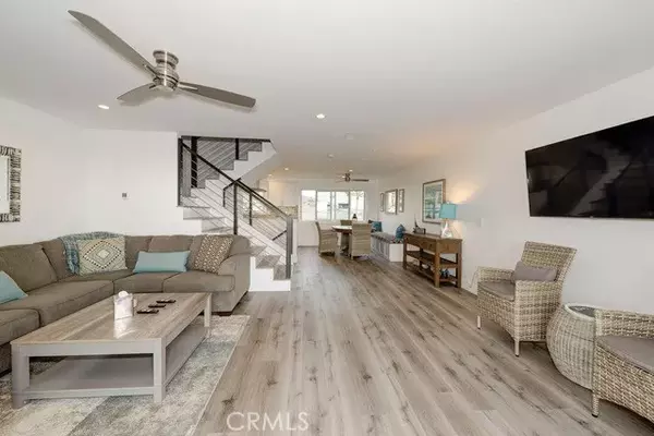 Laguna Beach, CA 92651,50 Blue Lagoon