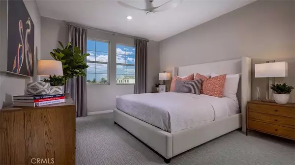 Eastvale, CA 92880,6111 Victoria Way #102
