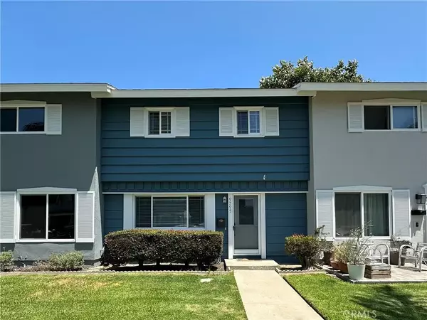 9795 Continental Drive,  Huntington Beach,  CA 92646