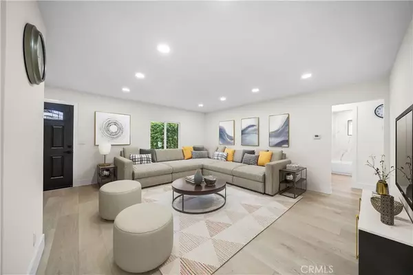 Anaheim, CA 92802,104 W Orangewood Avenue
