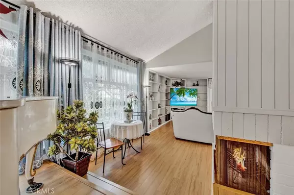 Tustin, CA 92780,14602 Devonshire Avenue