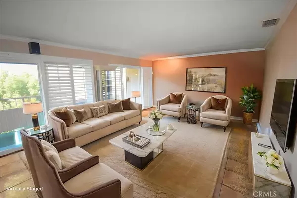 Laguna Woods, CA 92637,5362 Algarrobo #2O